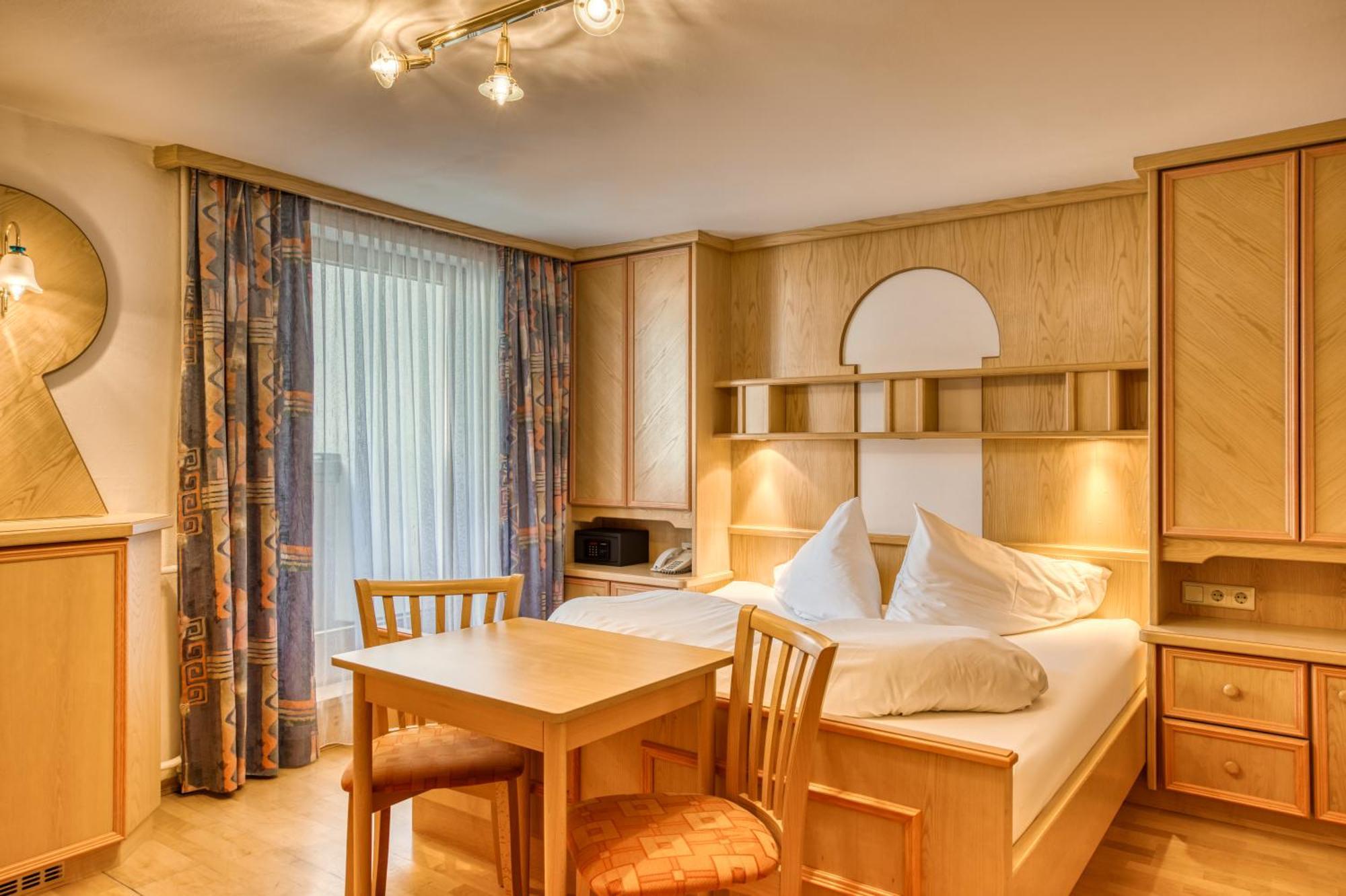 Hotel Klausnerhof Tux Bilik gambar