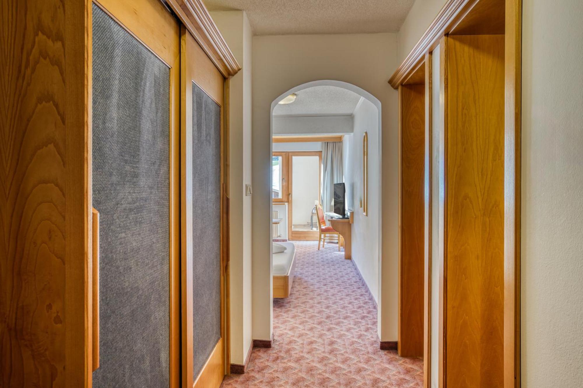 Hotel Klausnerhof Tux Bilik gambar